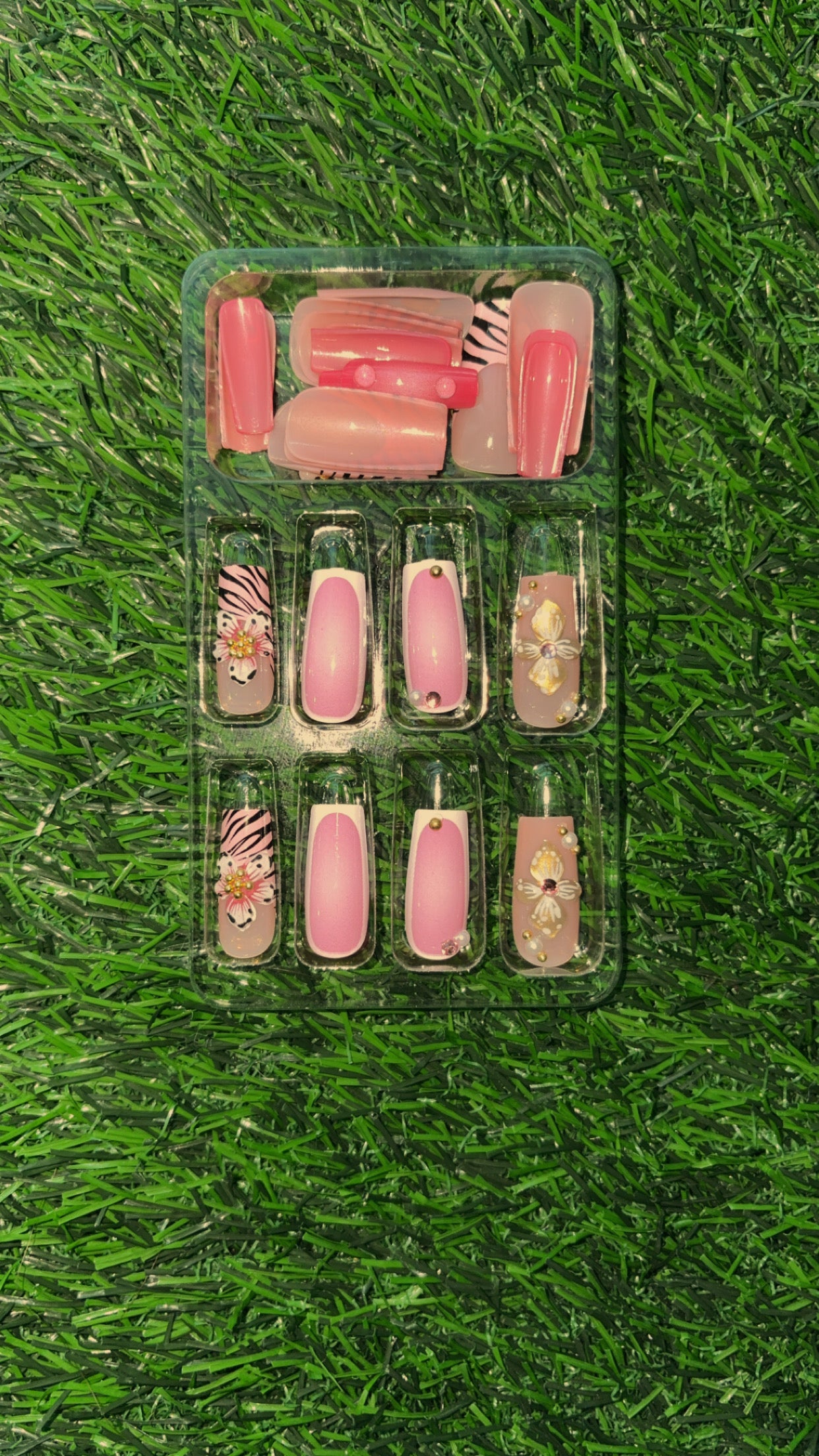 Pink White flower Nails